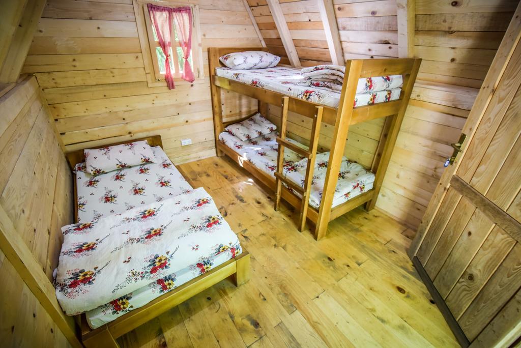 فندق Camp Divlja Rijeka Hum المظهر الخارجي الصورة